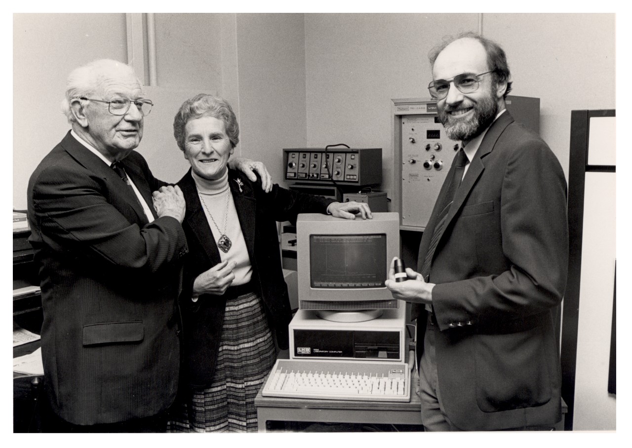 Mrs Ann Macintosh with Chancellor Sir Hermann Black and Dr Mike Barbetti at the opening of the NWG Macintosh Centre for Quaternary Dating in 1984.