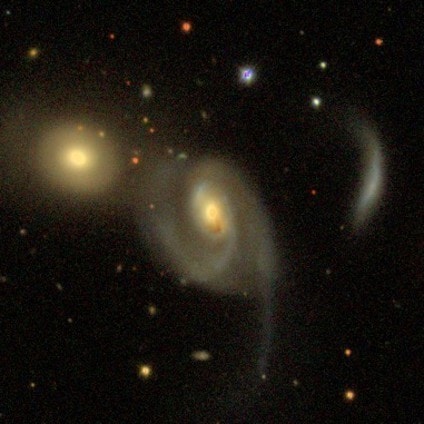 Merging galaxies in Galaxy Zoo