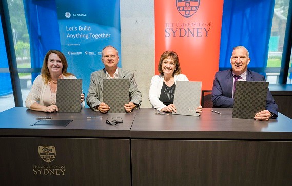 GE Additive COO Debra Rogers and Vice President Dr Christine Furstoss signing the new agreement with University of Sydney Pro-Vice-Chancellor Professor Laurent Rivory and Vice-Chancellor and Principal Dr Michael Spence.