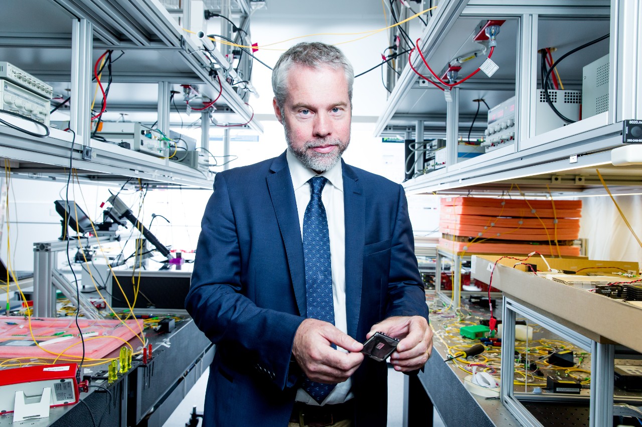 Professor Ben Eggleton in a photonics lab at the University of Sydney Nano Institute. 