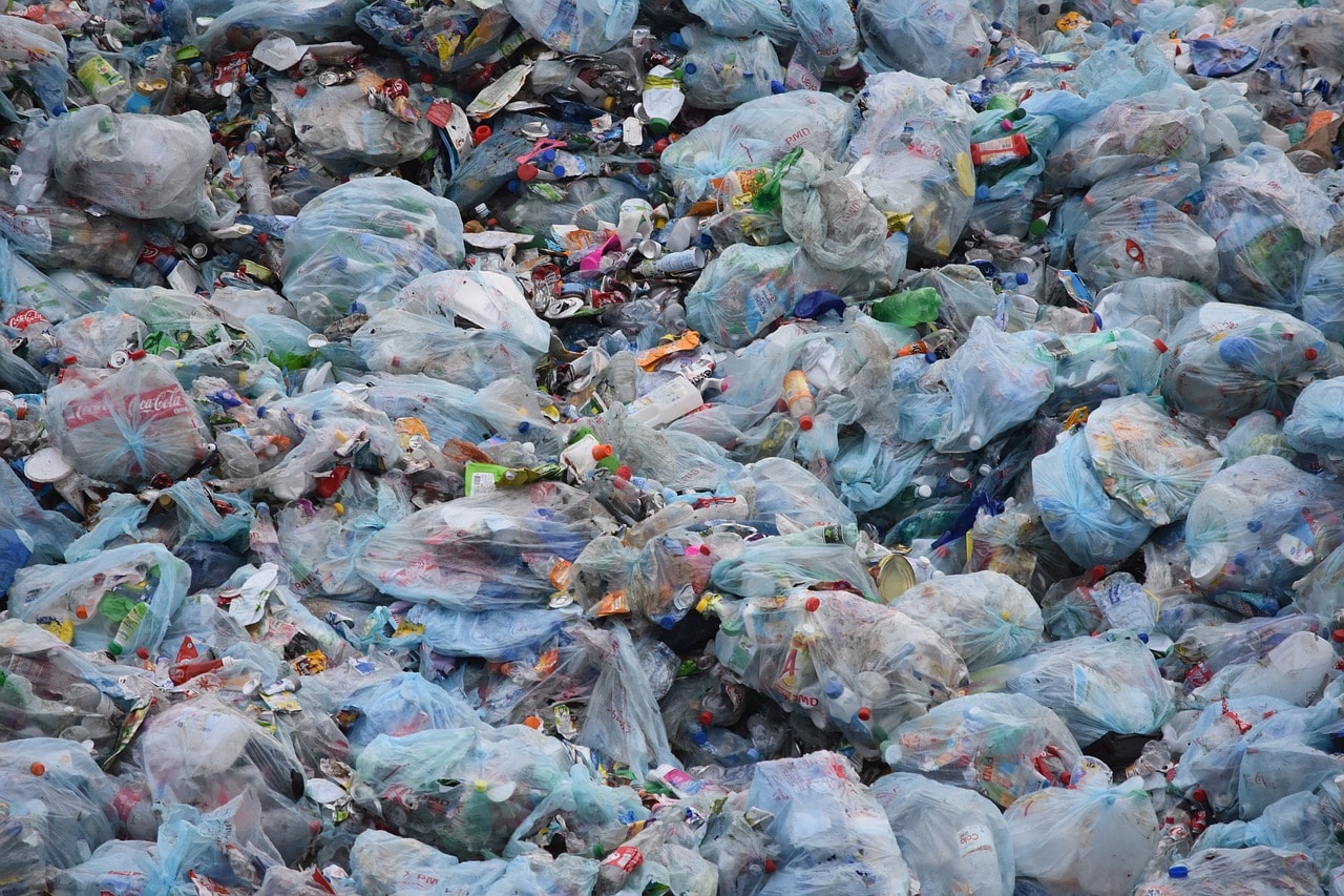 Recycling robot could help solve soft plastic waste crisis - The