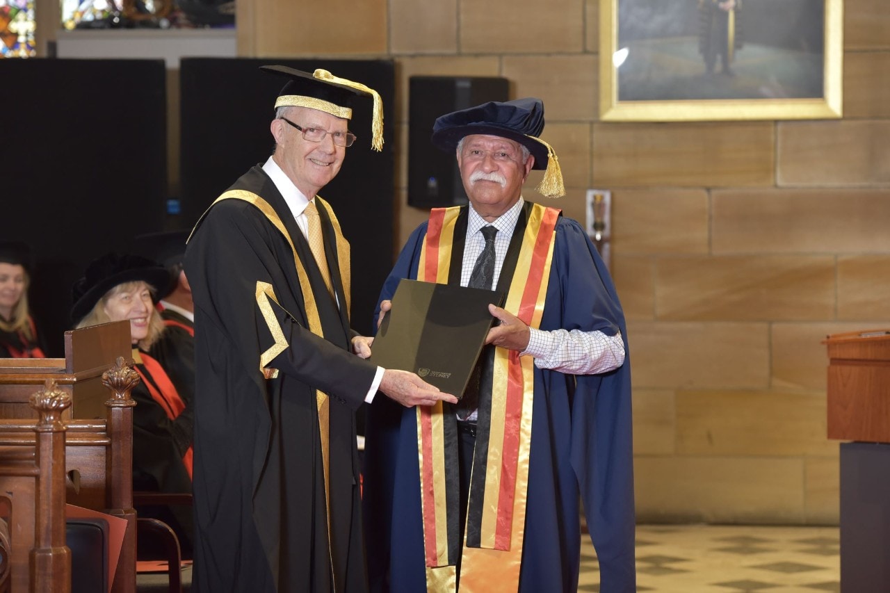 Boe Rambaldini receives honorary doctorete 