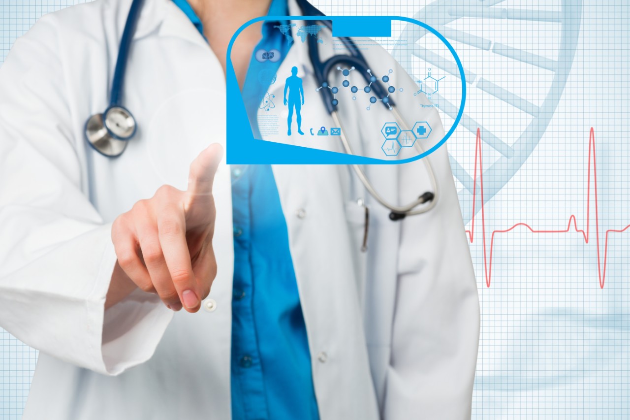 Doctor using augmented reality. Image created by Creativeart - Freepik.com