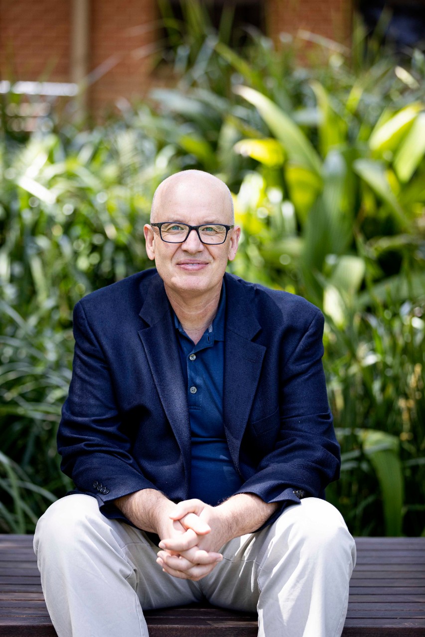 Professor Eddie Holmes