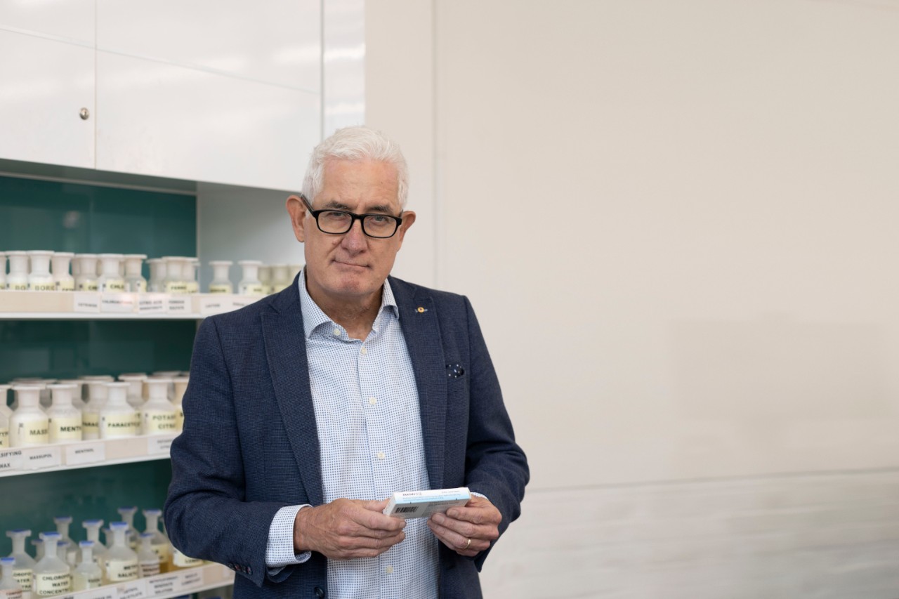 Professor Andrew McLachlan