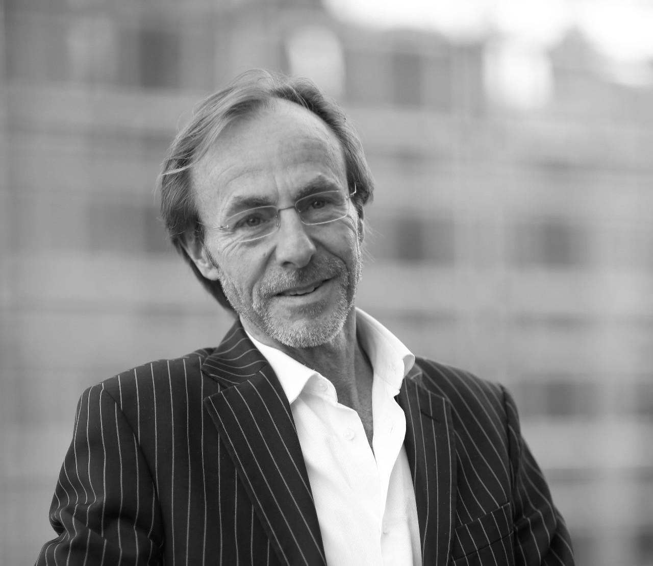 Acclaimed poet Mark Tredinnick