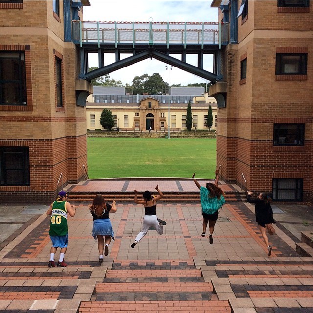 A photos of 2016 Summer Program students 