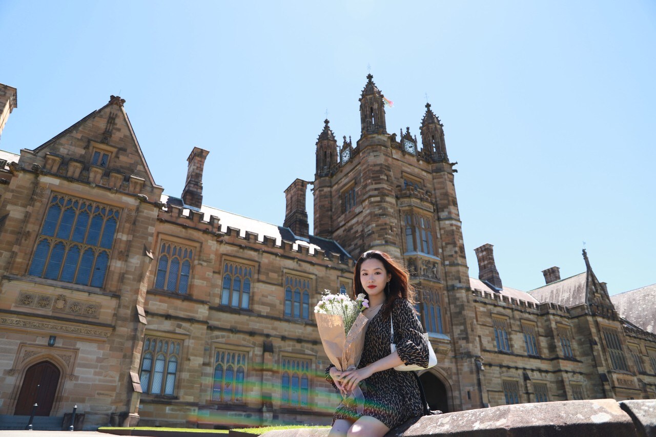 Samantha Xiong in front of the University of Sydney Quad