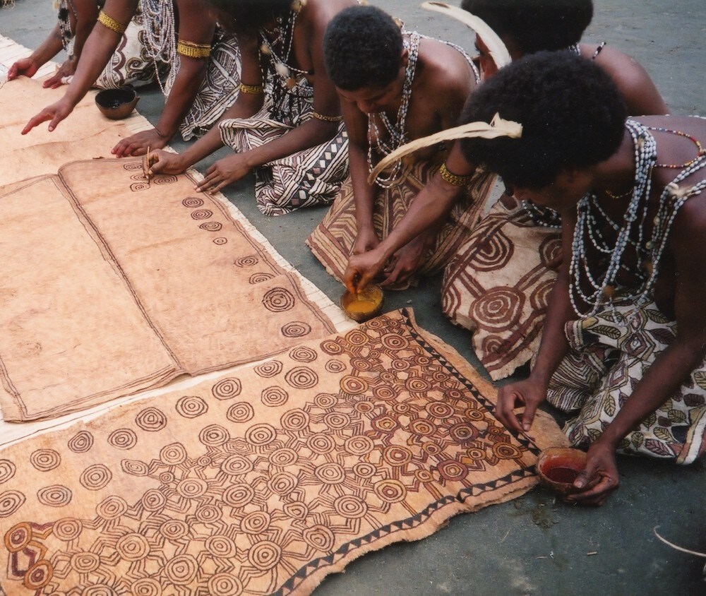 Women painting a barkcloth