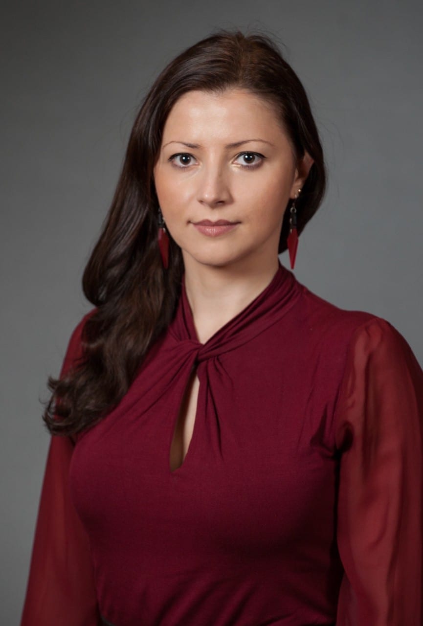 Dr Olesya Khromeychuk