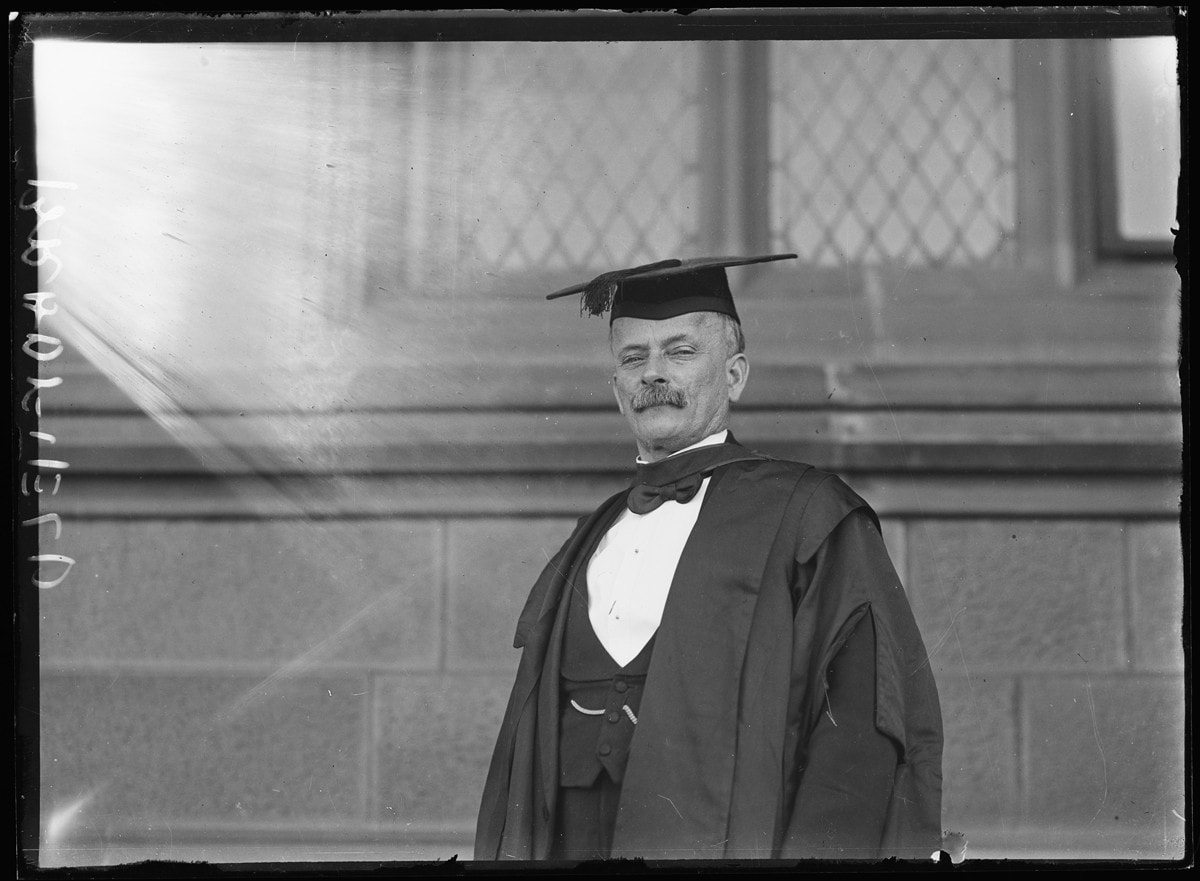 University of Sydney alumnus, Sir John Bradfield