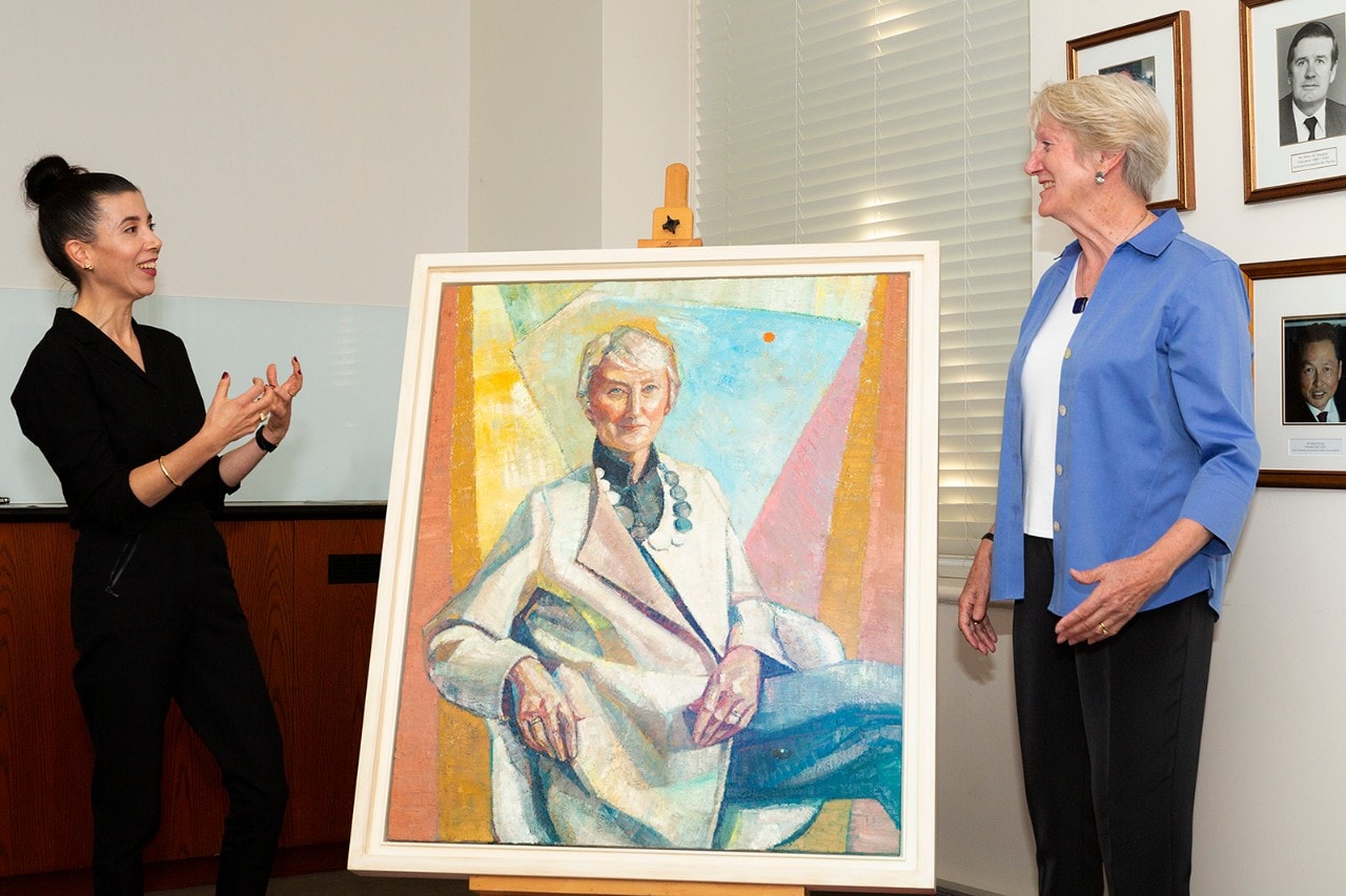 Artist Yvette Coppersmith and Professor Anne Green at the portrait unveiling