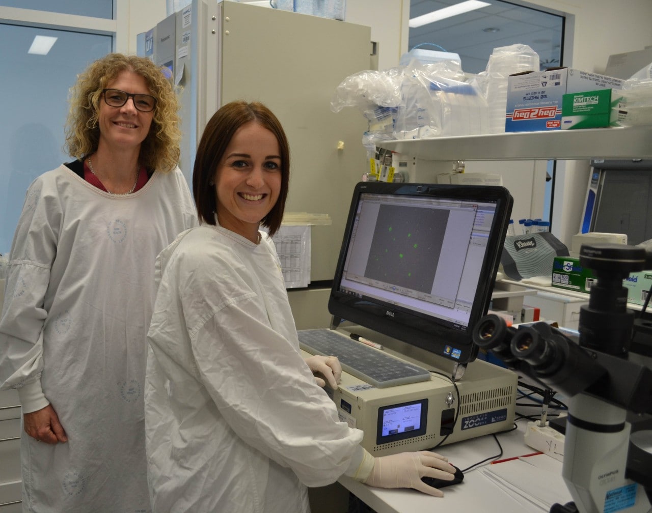 Amellia Scerri, a current honours student, and her supervisor Dr Dinny Graham.