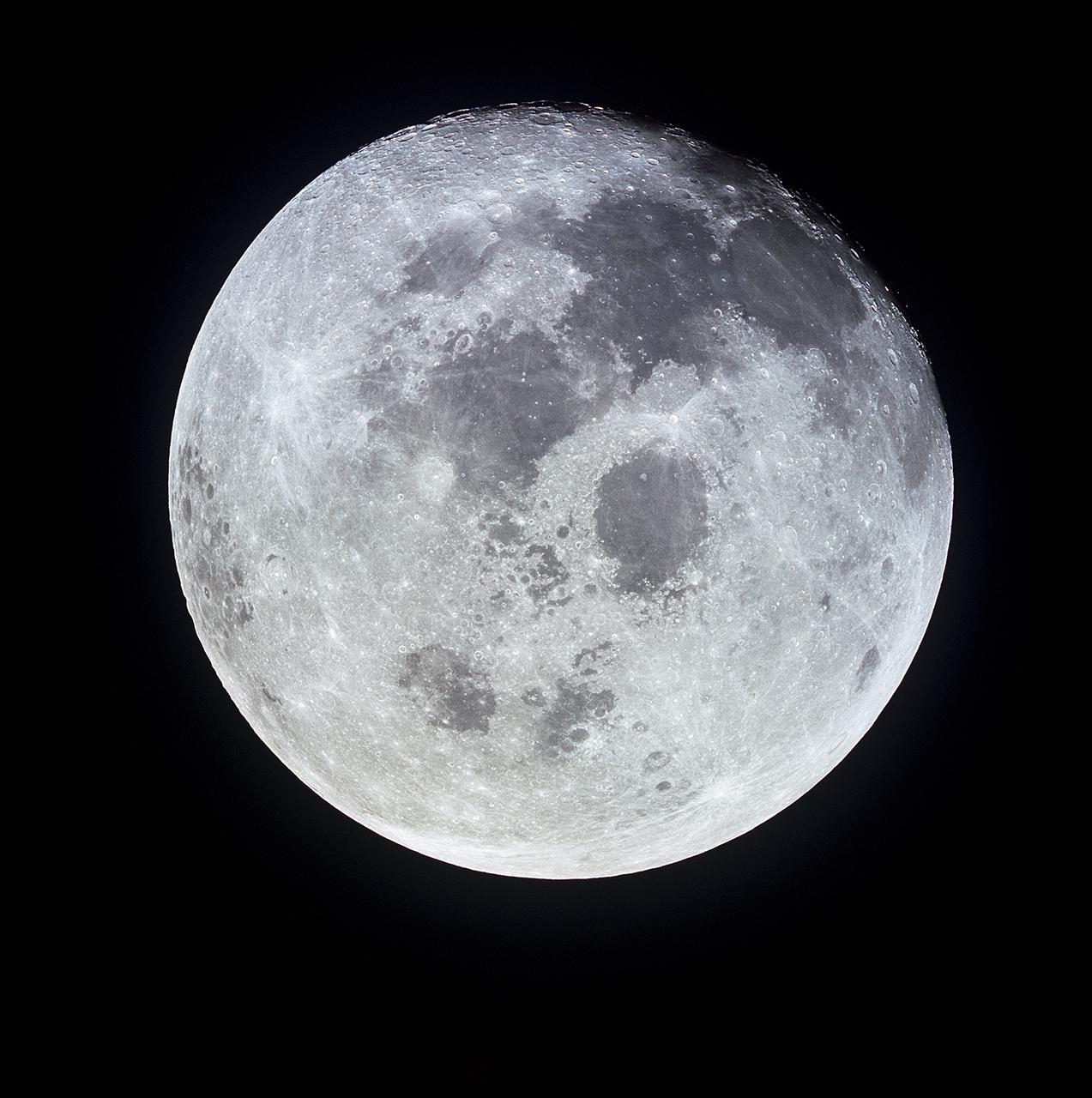 View of a full Moon photographed from the Apollo 11 spacecraft on 21 July 1969, one day after the Moon landing. Photo by NASA
