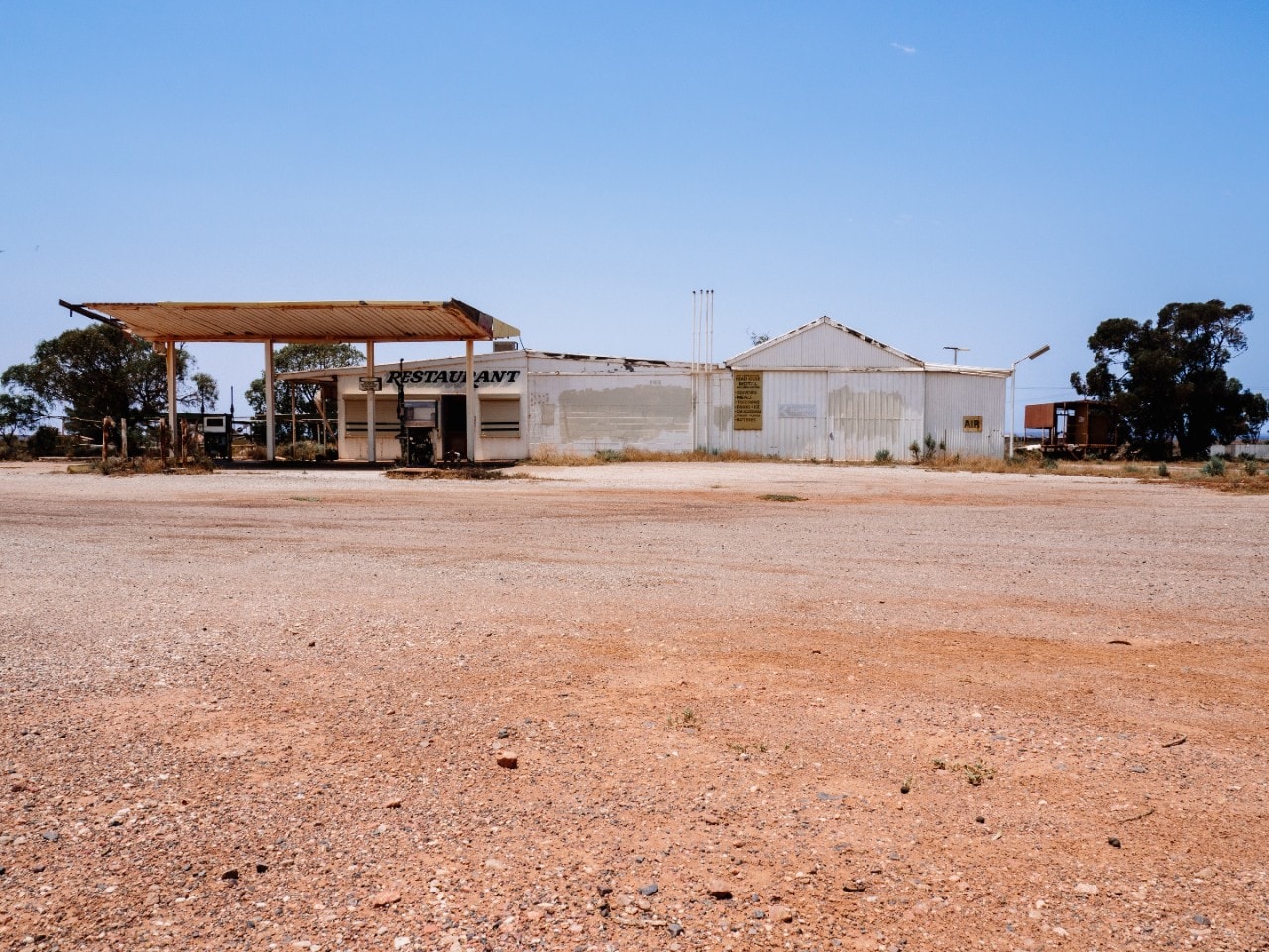 Abandoned outback roadhouse in Iron Knob - South Australia