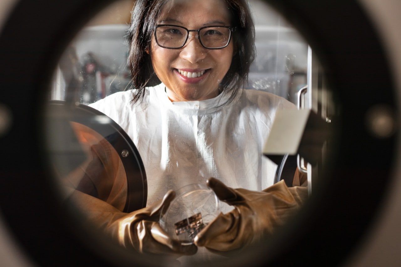Professor Anita Ho-Baillie with a solar cell