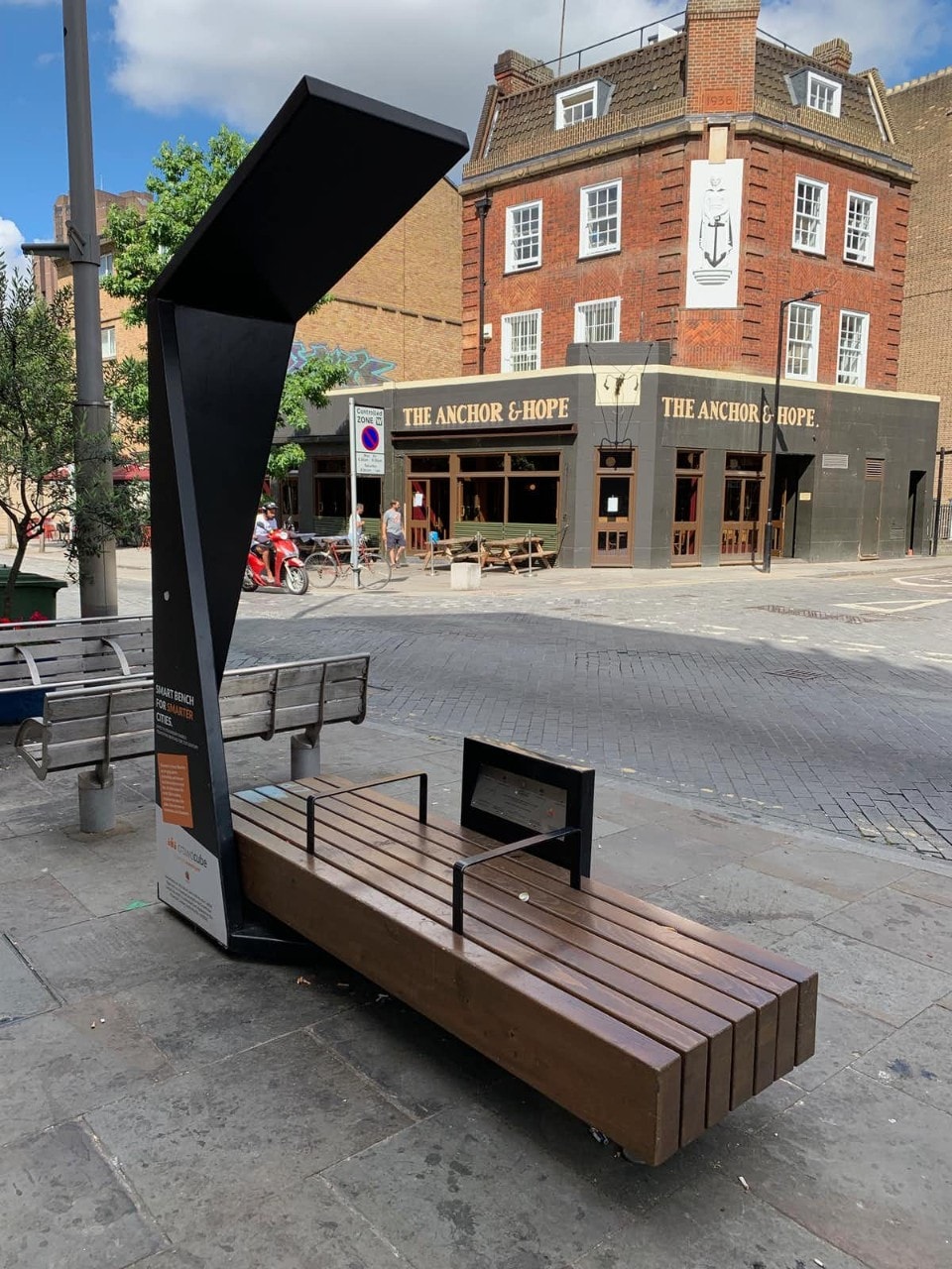 A Strawberry Energy smart bench in Southwark, South London. 